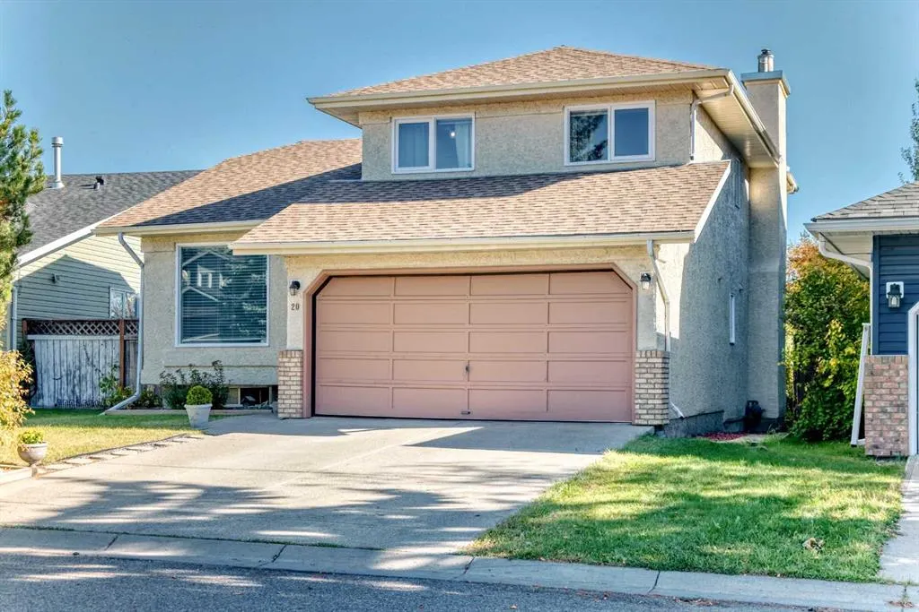 20 Rivergreen Crescent SE