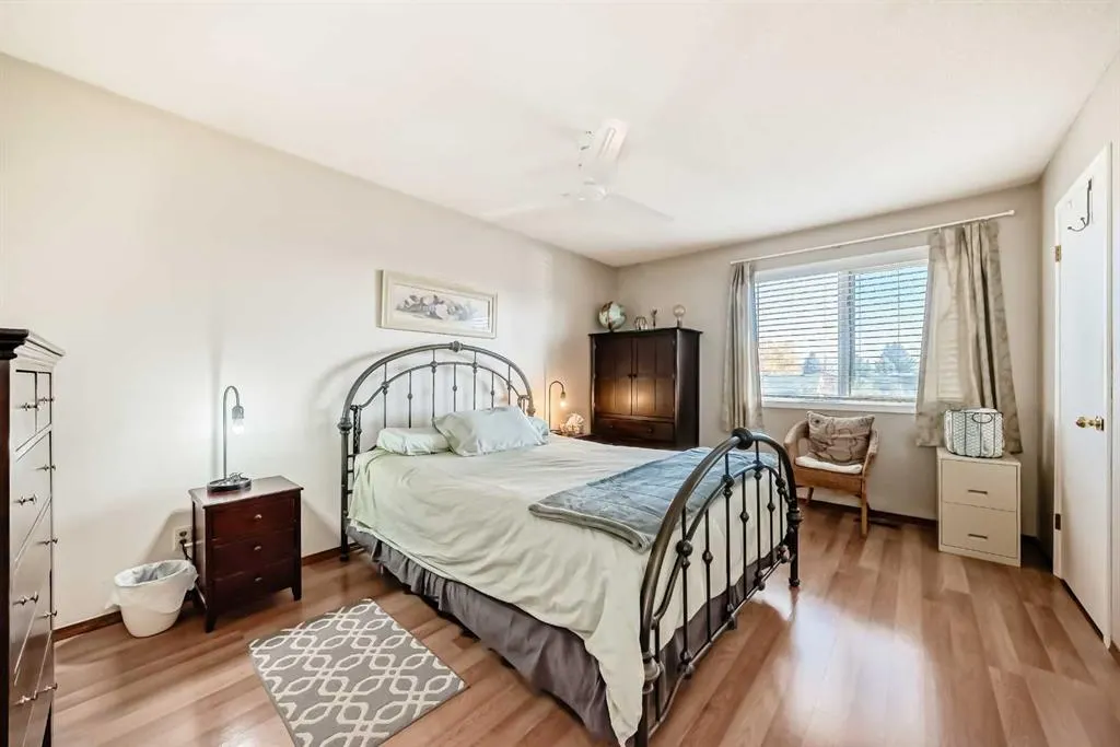 20 Rivergreen Crescent SE
