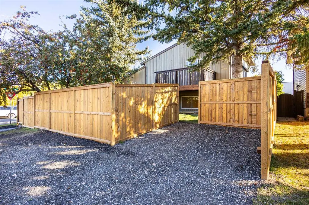 4 Cedarwood Rise SW