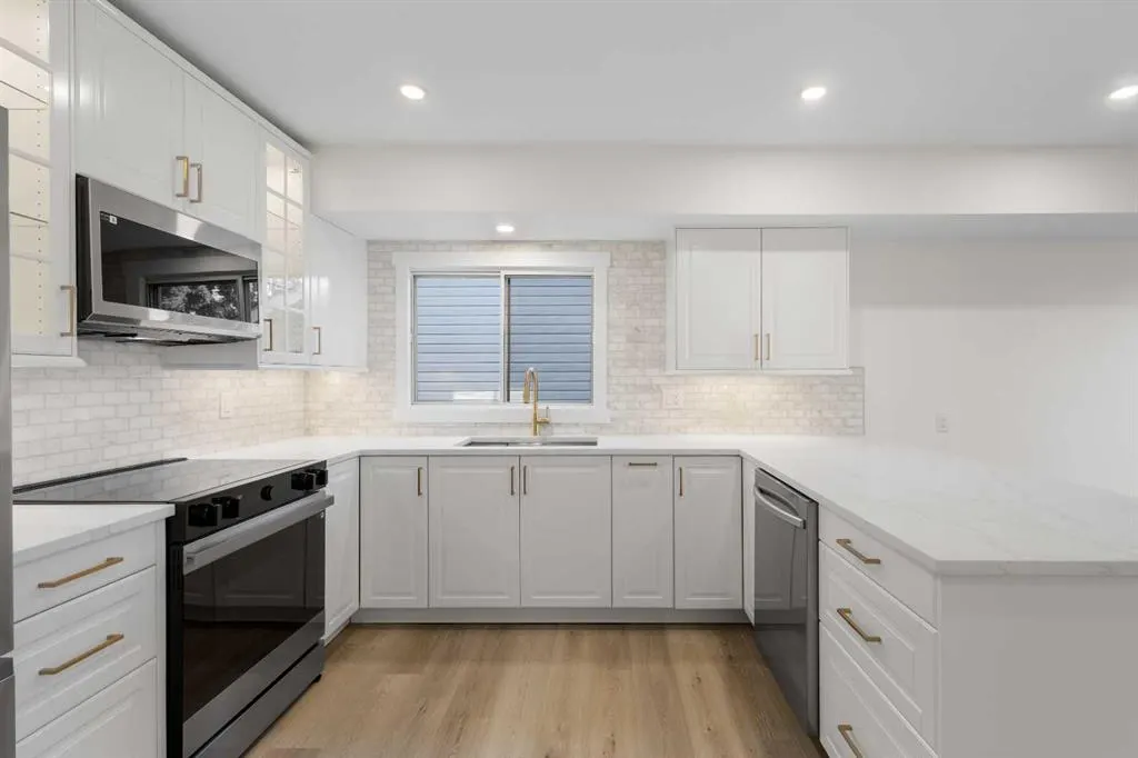 4 Cedarwood Rise SW