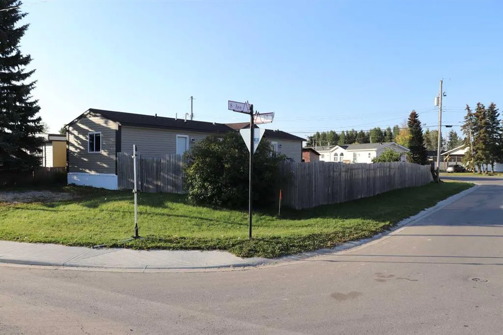 810 52 Street