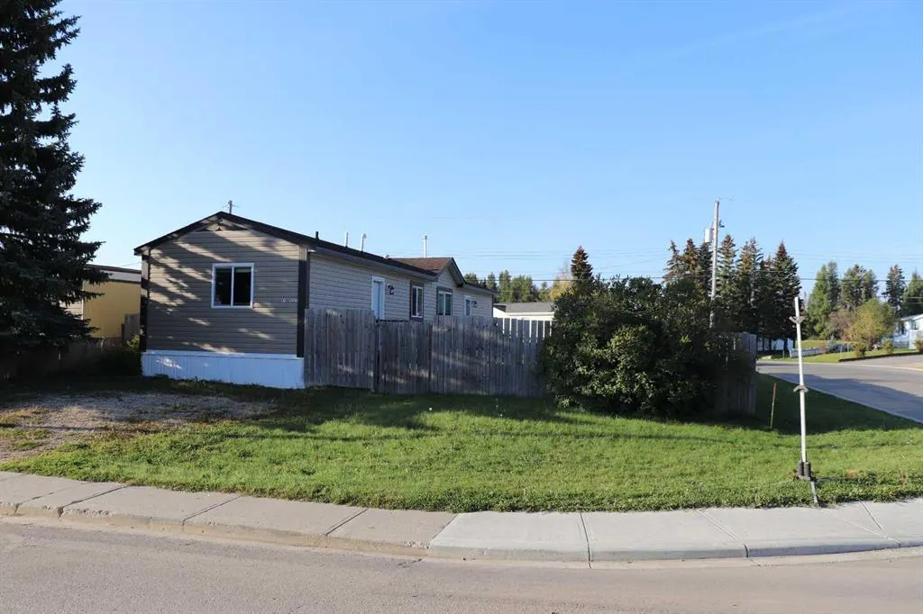 810 52 Street