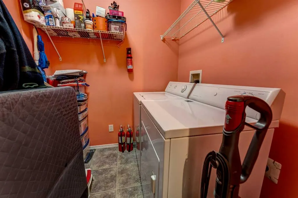 27 Saddlemont Manor NE