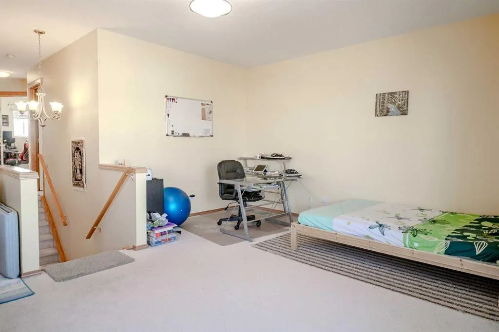 45 Arbour Crest Terrace NW