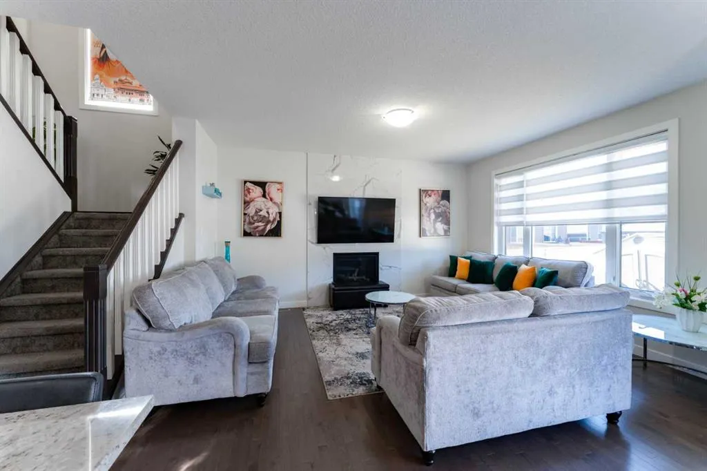 338 RED SKY Terrace NE