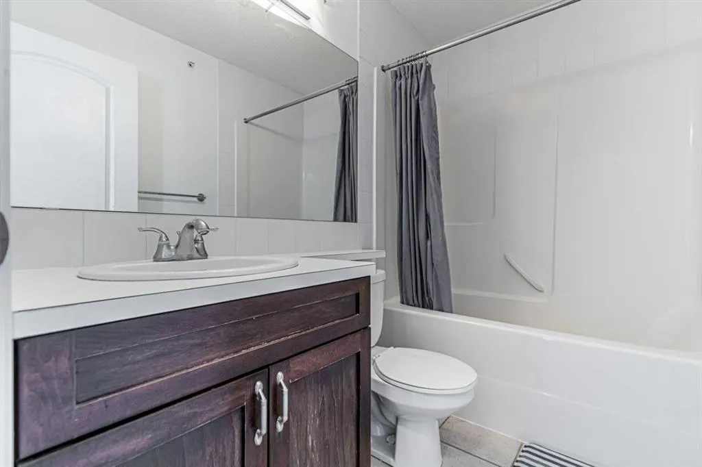 60 Royal Oak Plaza NW, #434