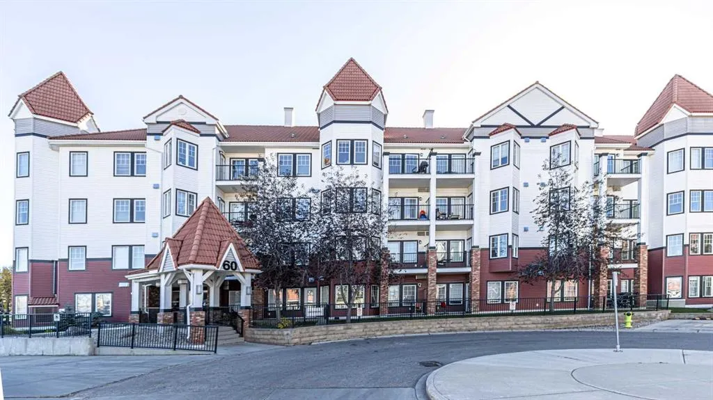 60 Royal Oak Plaza NW, #434