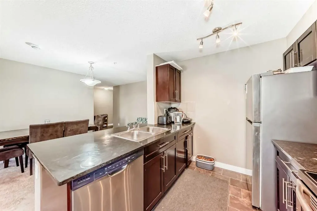 403 Mackenzie Way SW, #8201