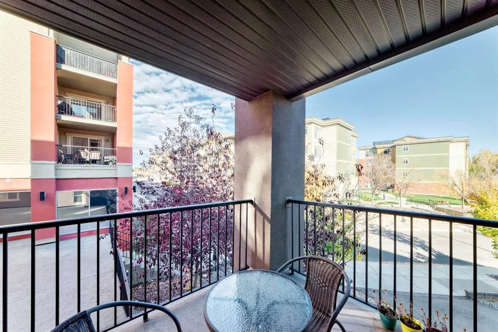 403 Mackenzie Way SW, #8201