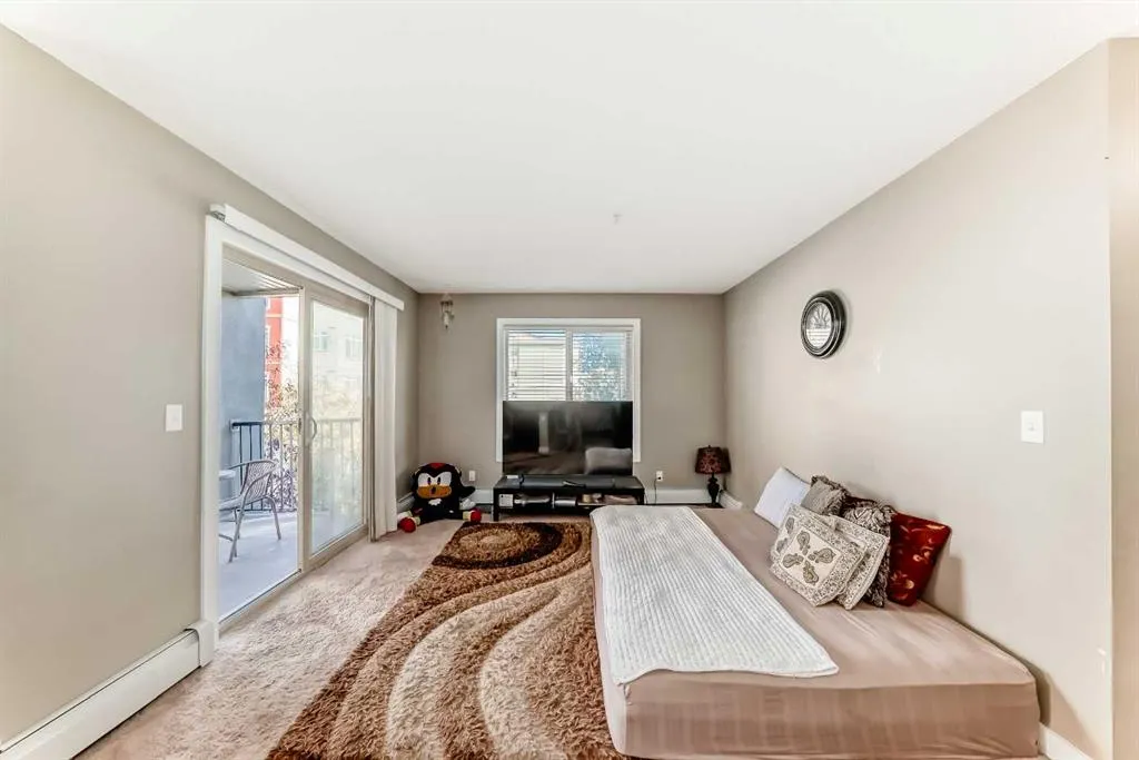 403 Mackenzie Way SW, #8201