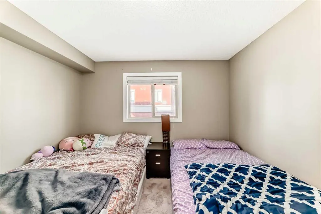 403 Mackenzie Way SW, #8201