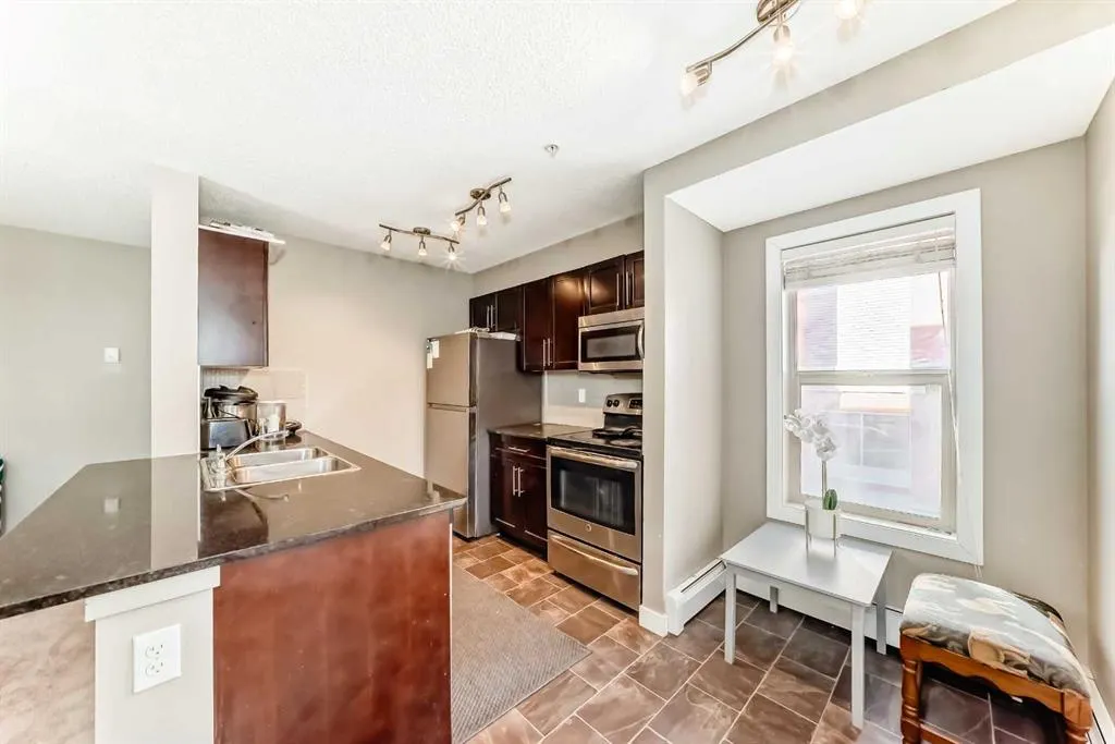 403 Mackenzie Way SW, #8201