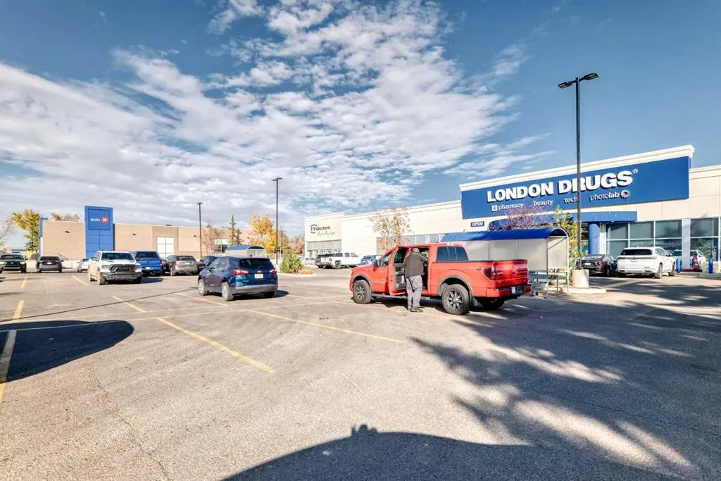 403 Mackenzie Way SW, #8201