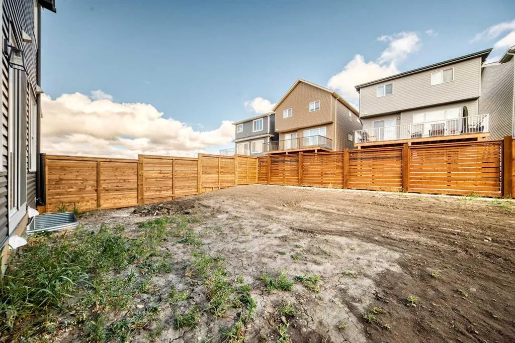 16 Lucas Passage NW