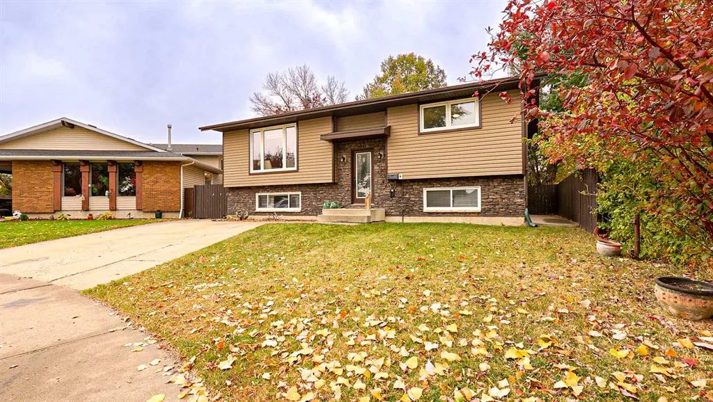 37 Ross Haven Way SE