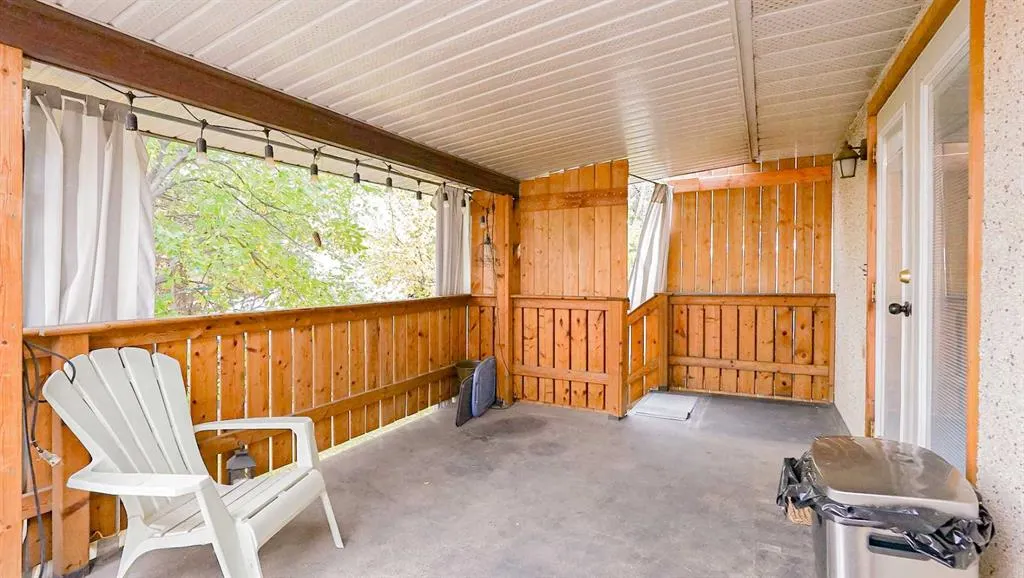 37 Ross Haven Way SE