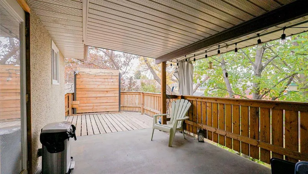 37 Ross Haven Way SE