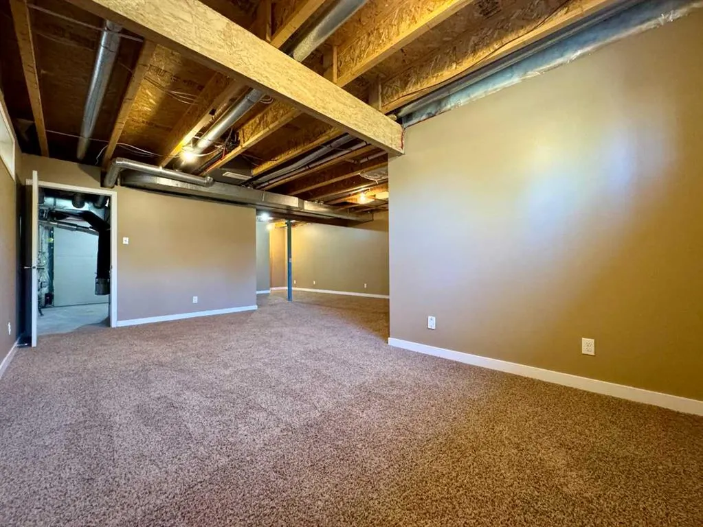 70 Glensummit Close