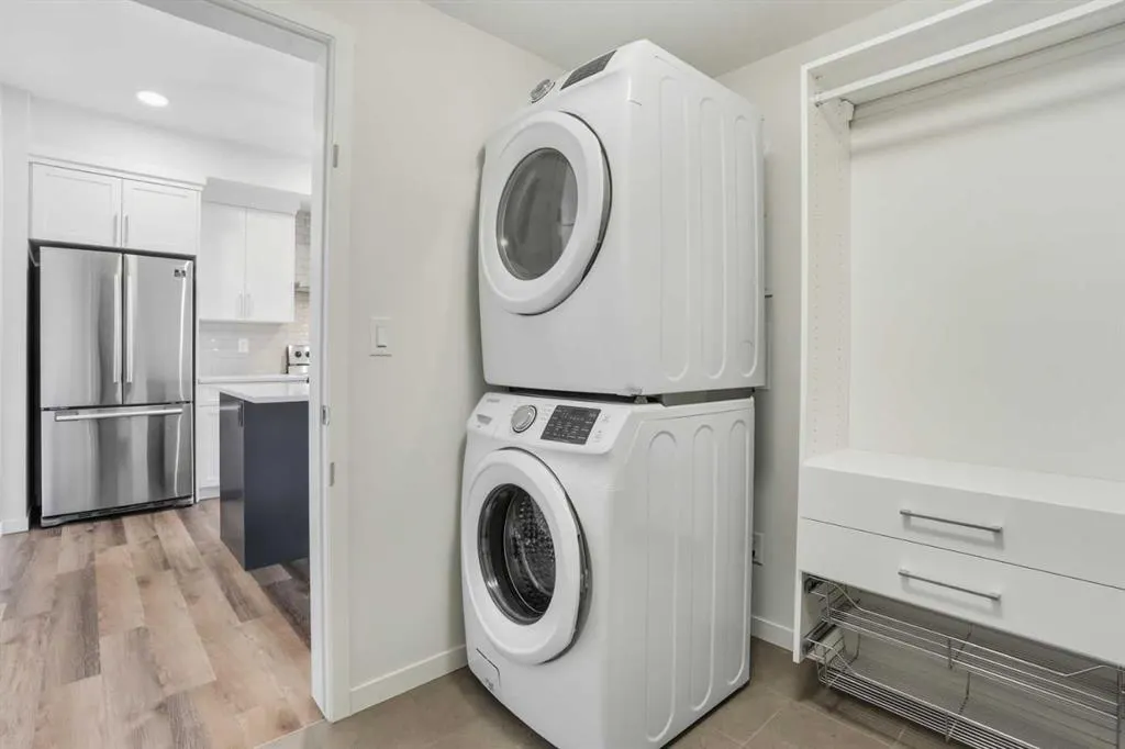 300 Harvest Hills Place NE, #413