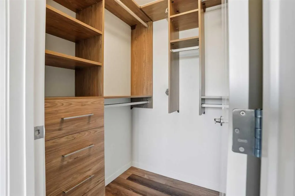 300 Harvest Hills Place NE, #413