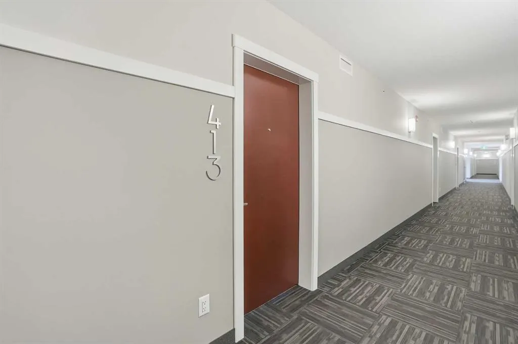300 Harvest Hills Place NE, #413