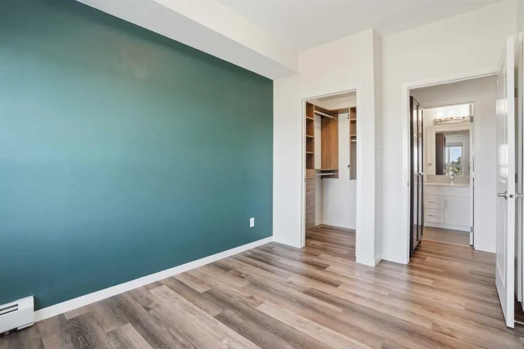 300 Harvest Hills Place NE, #413