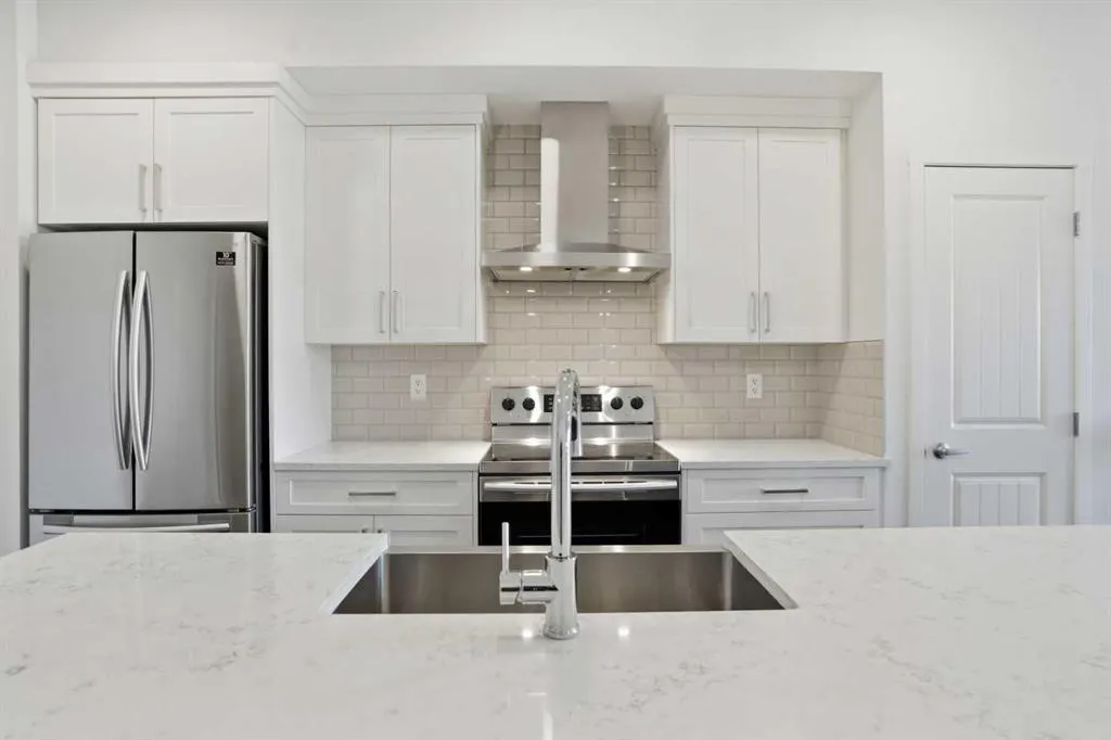 300 Harvest Hills Place NE, #413