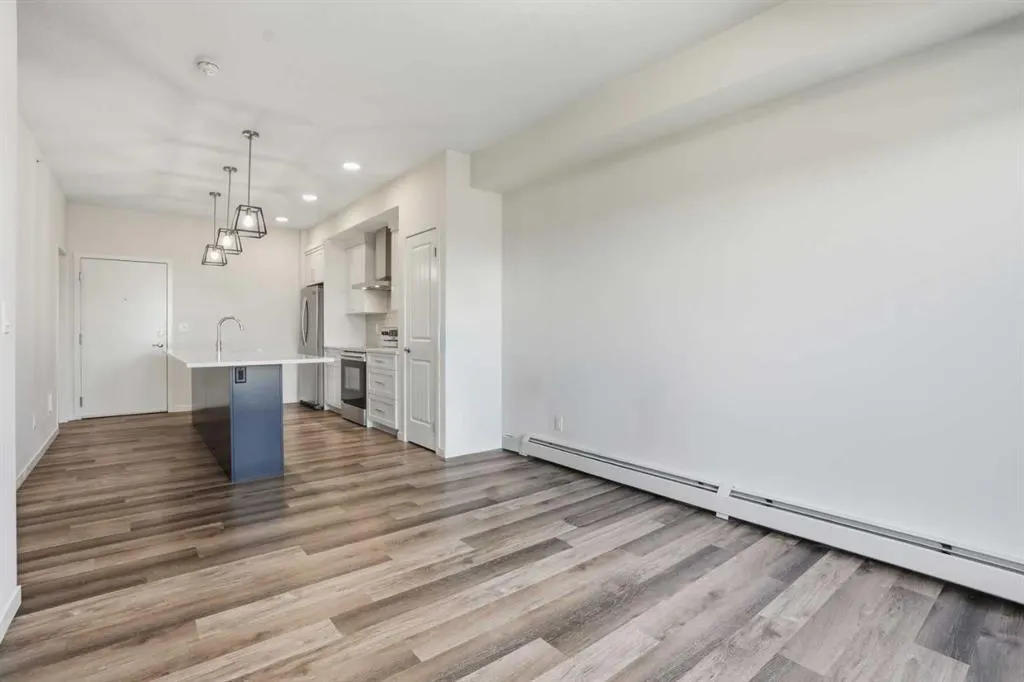 300 Harvest Hills Place NE, #413