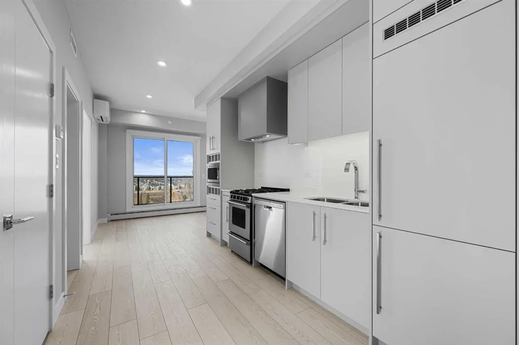 8230 Broadcast Avenue SW, #601