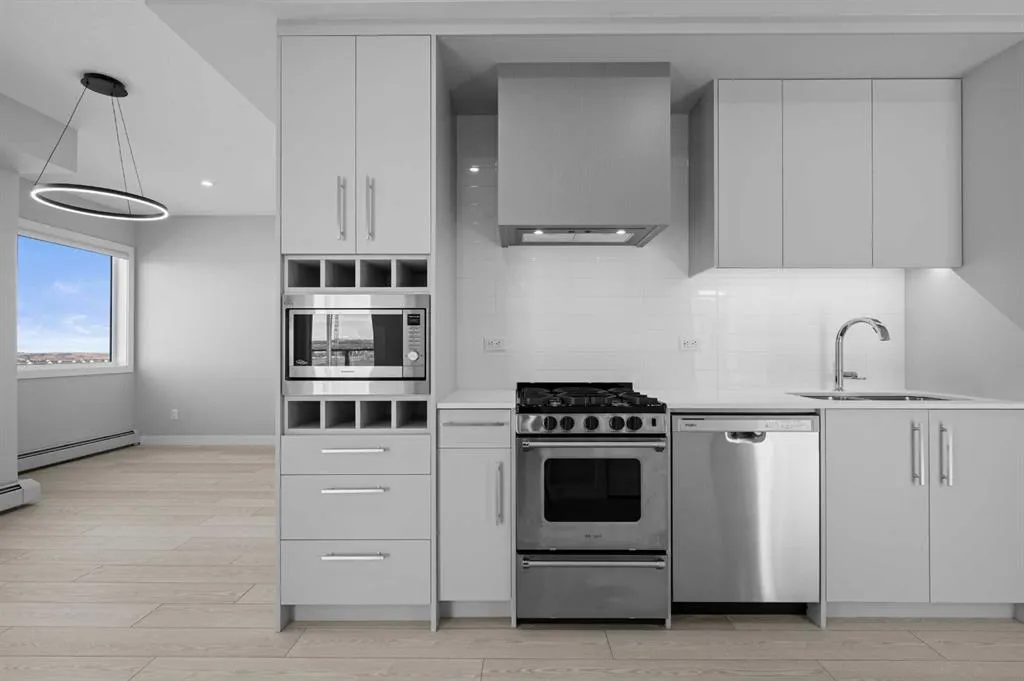 8230 Broadcast Avenue SW, #601