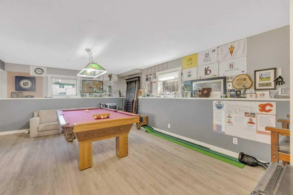 73 Lansbury Close