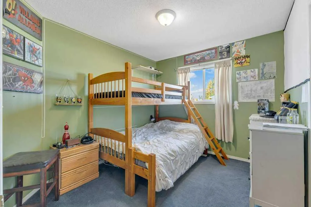 73 Lansbury Close