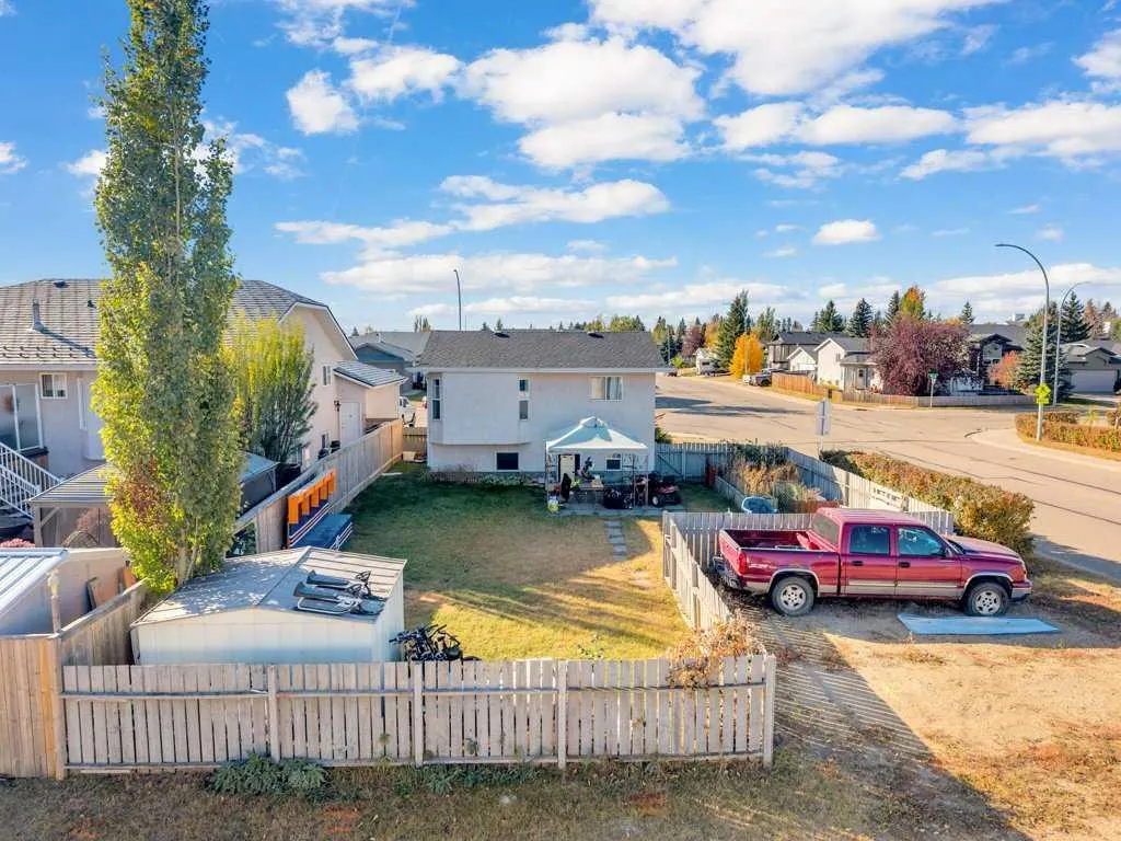 73 Lansbury Close