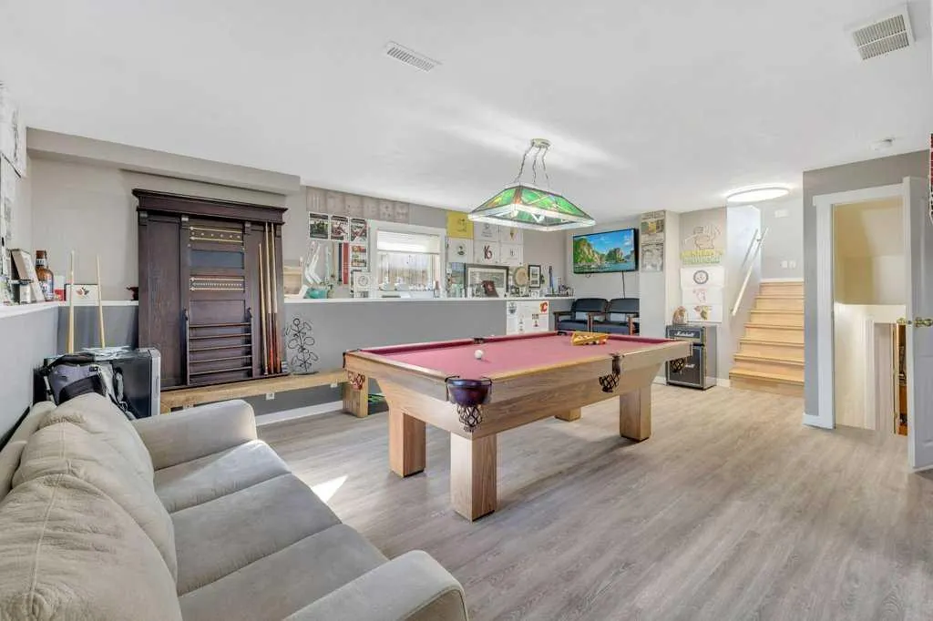 73 Lansbury Close