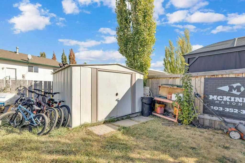 73 Lansbury Close