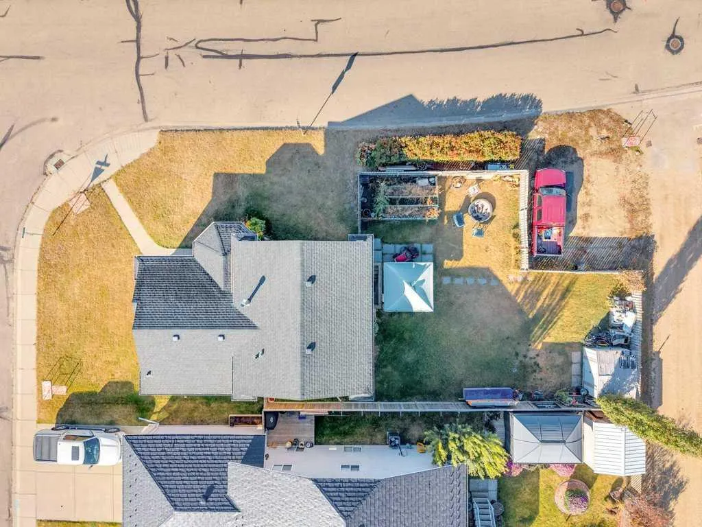 73 Lansbury Close