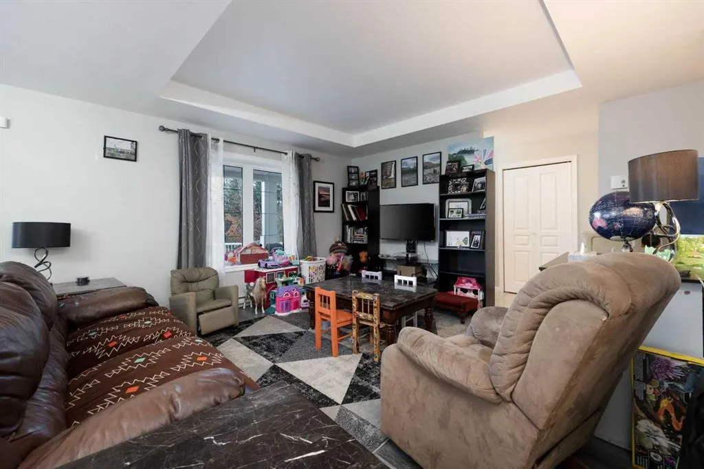 7279 Draper Road