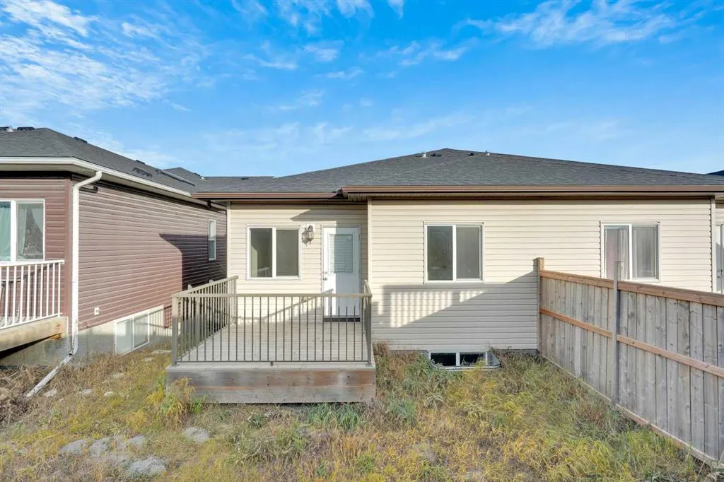 87 Baysprings Way SW