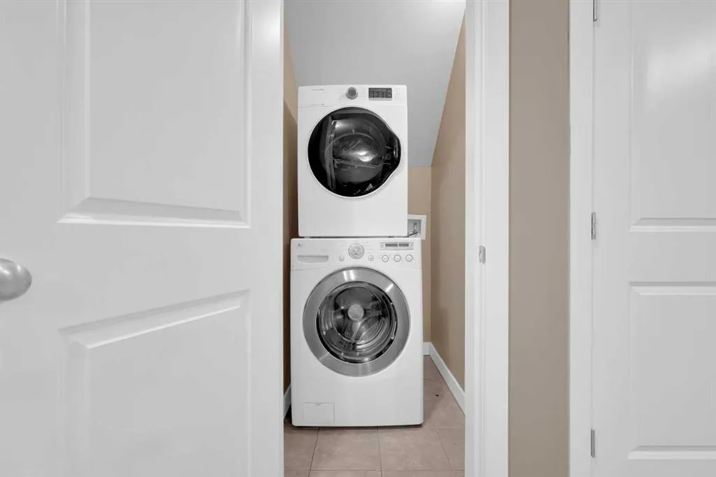 87 Baysprings Way SW