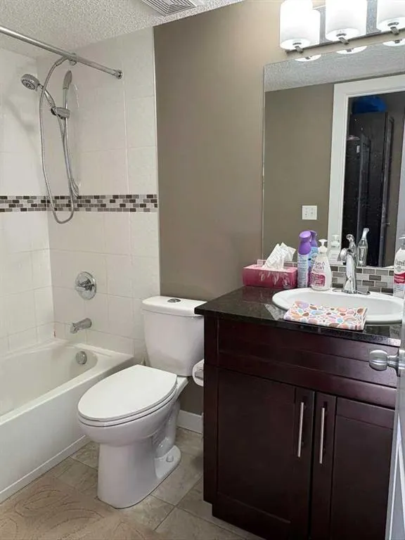5 Saddlestone Way NE, #218