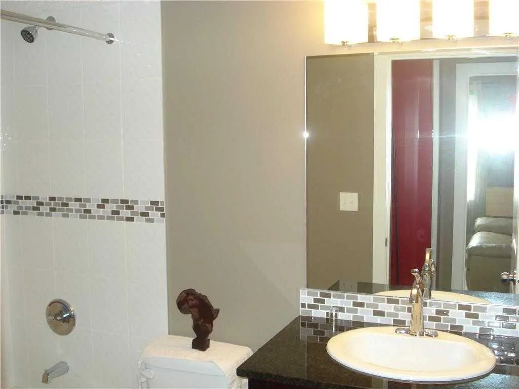 5 Saddlestone Way NE, #218