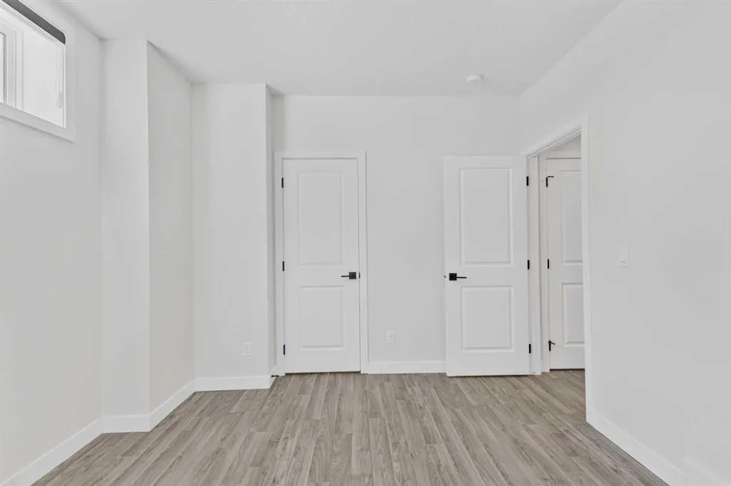 33 BELMONT Drive SW