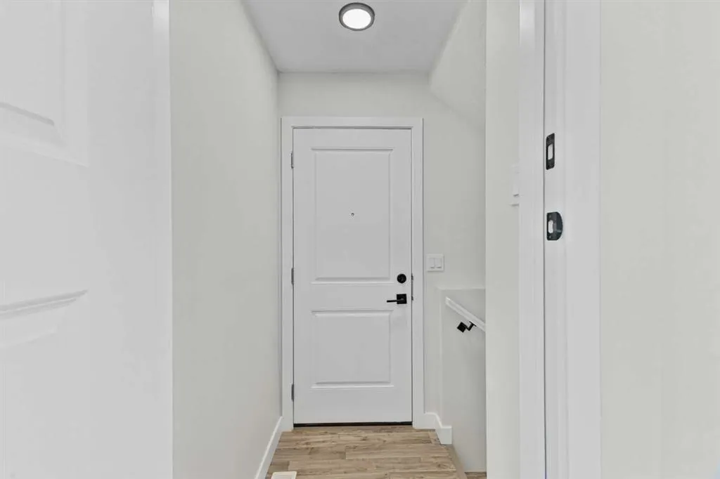 33 BELMONT Drive SW