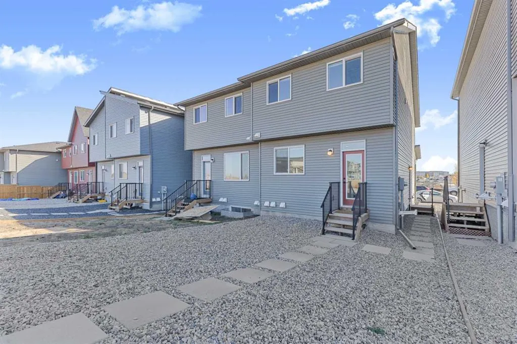 33 BELMONT Drive SW
