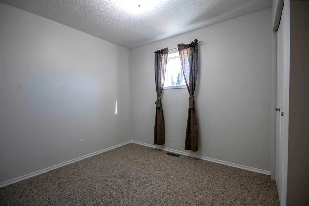 5559 Township Road 320