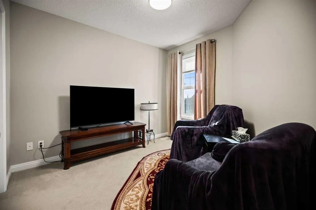 232 Sunset Close