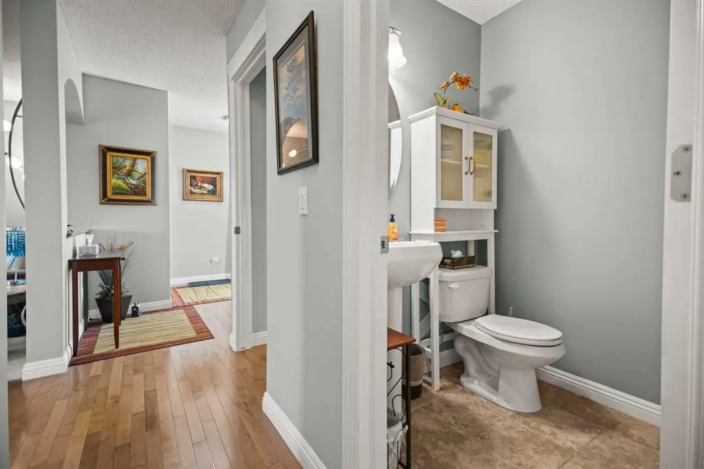 232 Sunset Close
