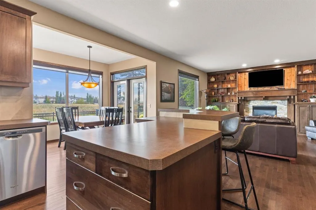 498 Tuscany Ravine Road NW
