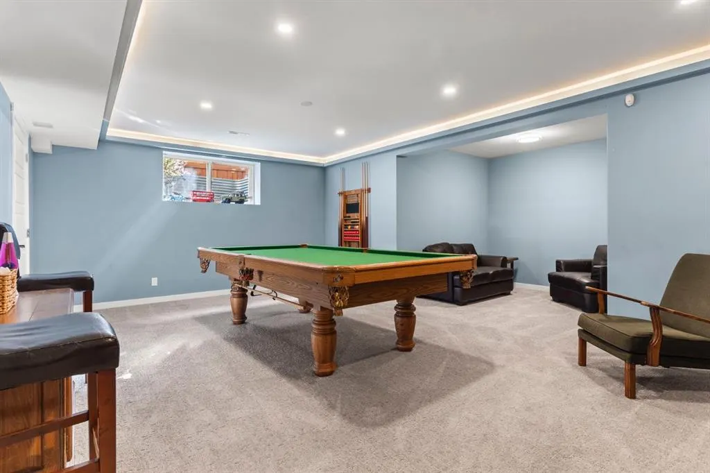 498 Tuscany Ravine Road NW