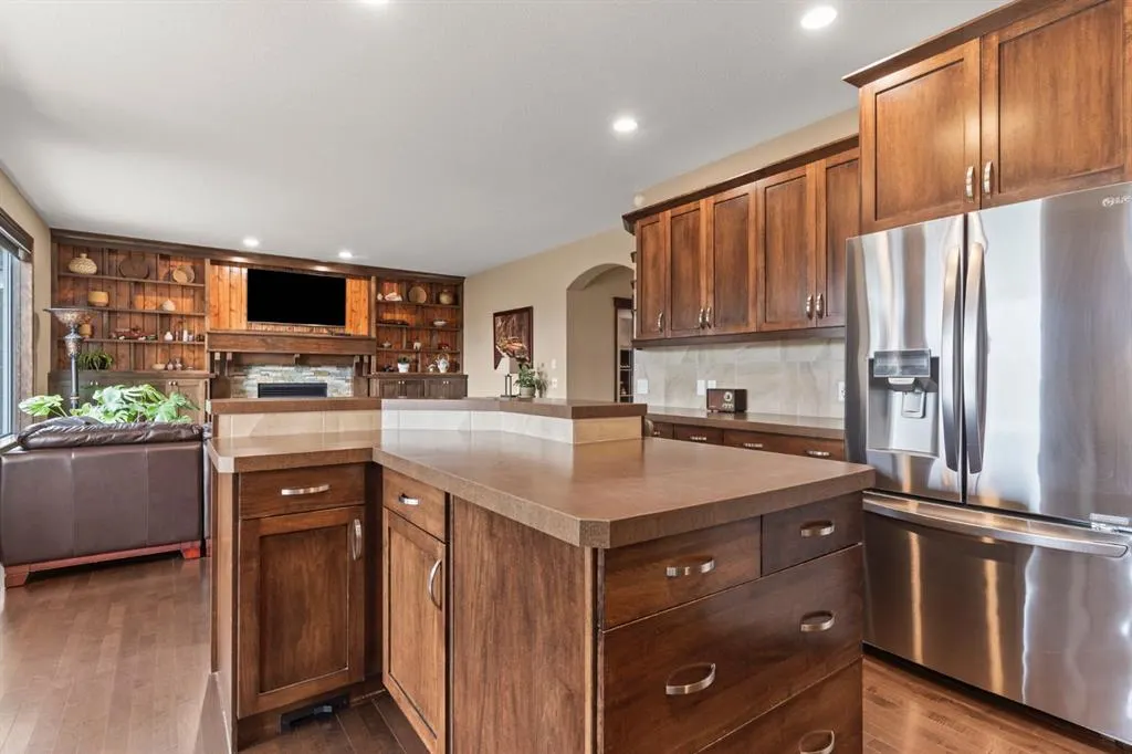 498 Tuscany Ravine Road NW